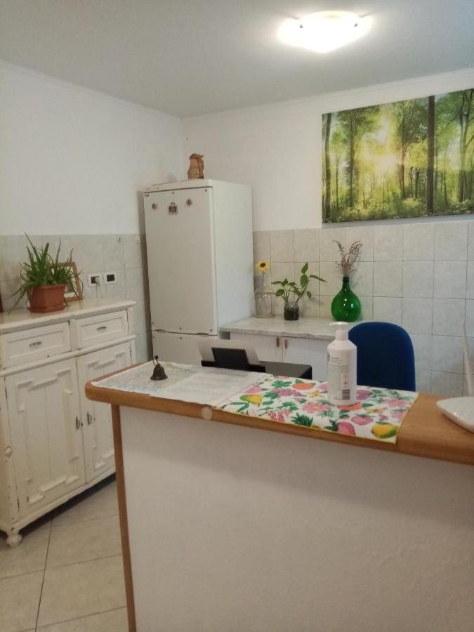 Rooms Serafin Motovun Buitenkant foto